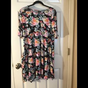 Agnes & Dora Like New Floral Tunic XL BleedingLove